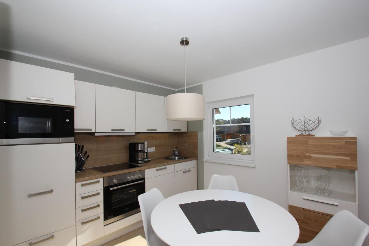 Strandnahe Fewo Mit Balkon, Gratis Nutzung Vom Ahoi Erlebnisbad Und Sauna In Sellin - Rex Rugia Fewo 13-7 洛布 外观 照片